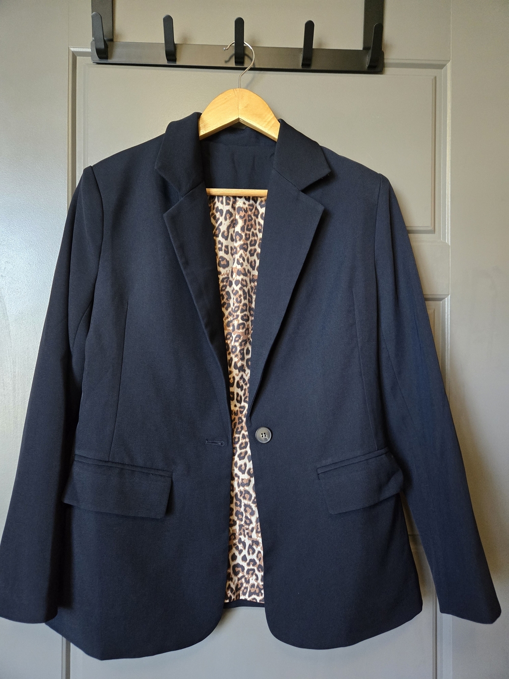 Classic Women's Navy Blazer with Leopard-Print Lining